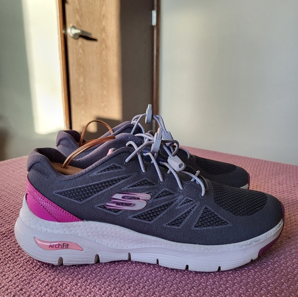 Skechers Go Walk Arch Fit Shoes Womens 9 Gray/ Pink Comfort Athletic - Picture 3 of 13